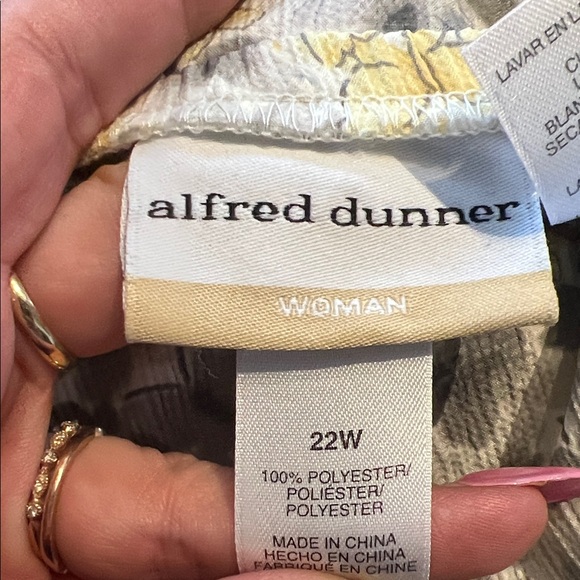 Alfred Dunner Yellow and Gray Floral High-Low Skirt - Picture 3 of 5